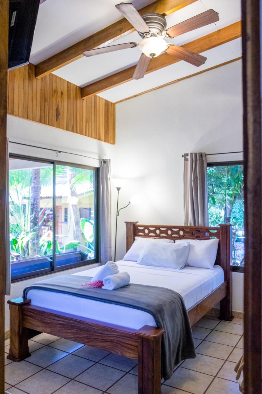 Zula Inn Aparthotel Playa Santa Teresa  Exterior photo